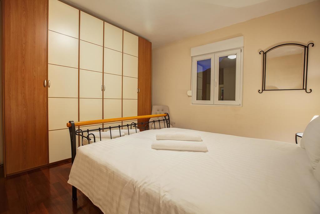 Villa Pia Split Kaštela Buitenkant foto
